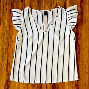 Black & White Strip top